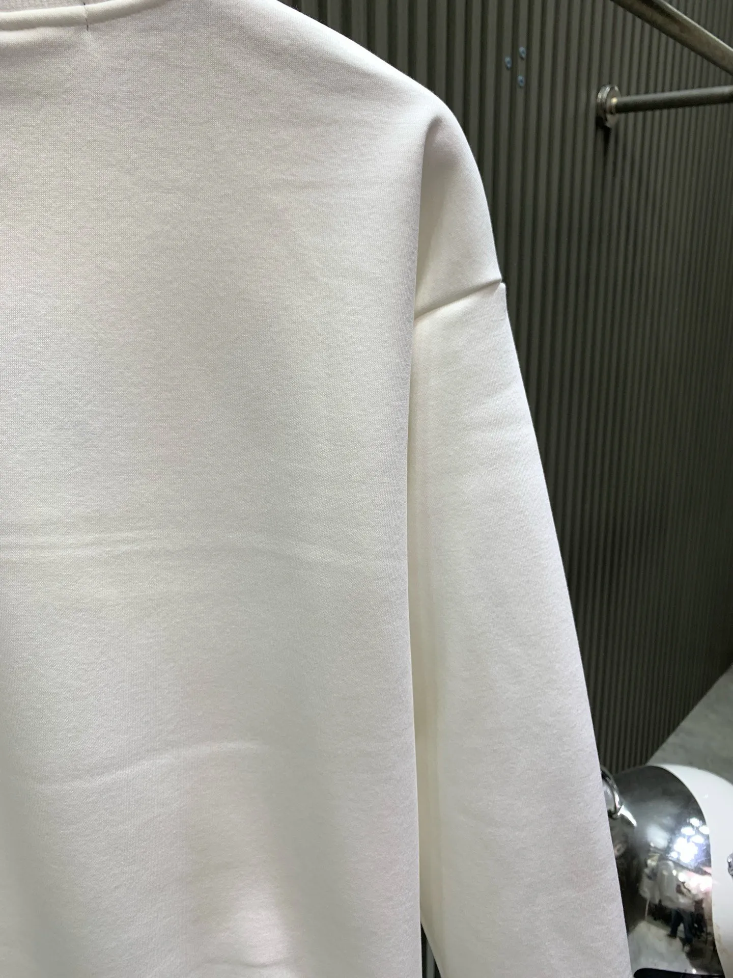 🅿️250 white